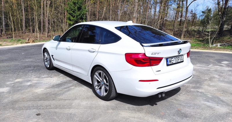 BMW Seria 3 cena 88900 przebieg: 136300, rok produkcji 2018 z Czersk małe 137